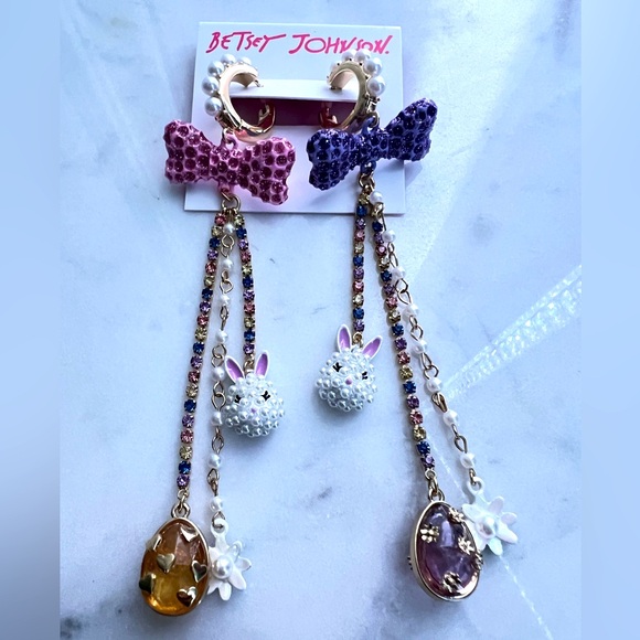 New Betsey Johnson Faux Stone Bunny Chain Mismatch Earrings - Picture 6 of 9